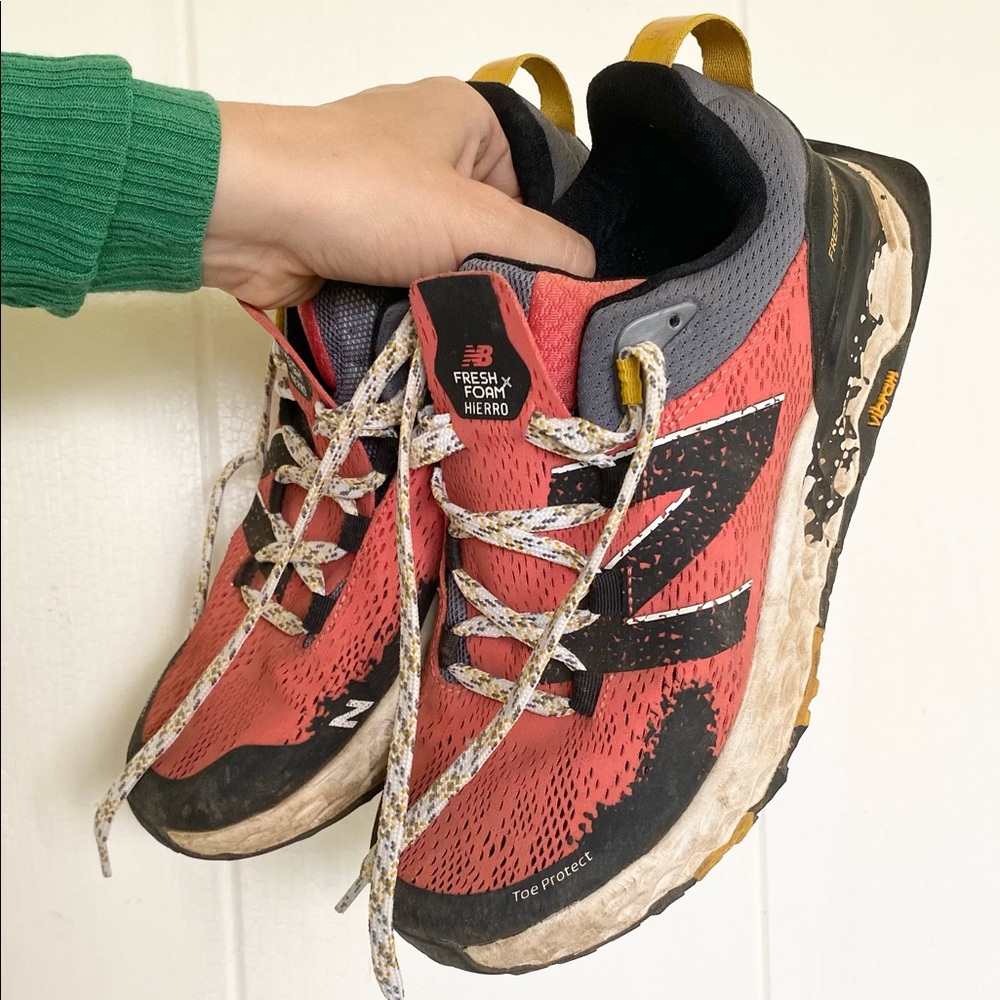 New Balance Women's Fresh Foam Hierro V5 Trail Running Shoe